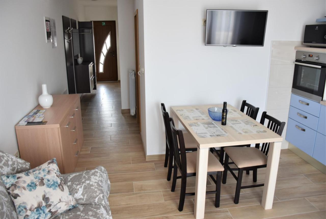 Apartmani Diana Novigrad  Екстер'єр фото